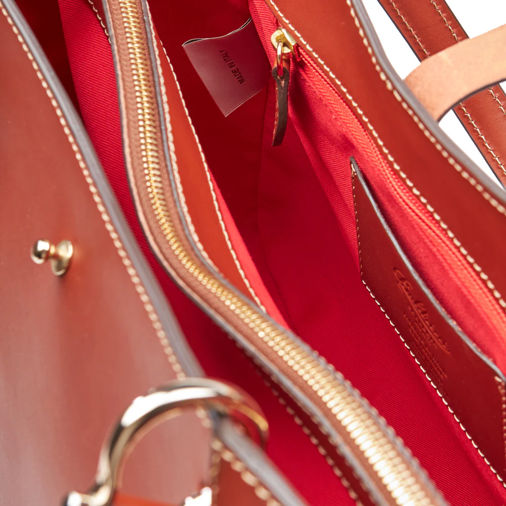 Camilla Golden - Image 3